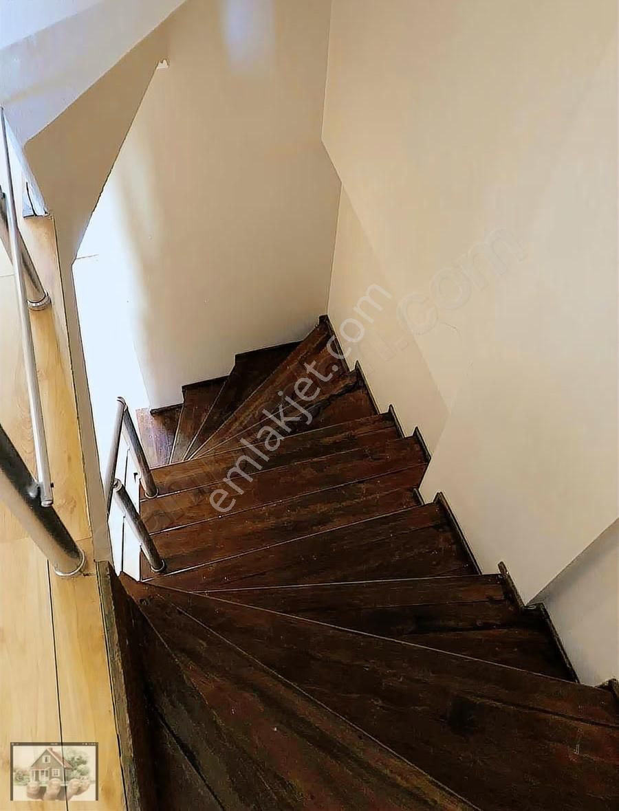 Pendik Aydos Ormanlarına Cephe 4+1 2006 Yapımı Müstakil Villa - Görsel 17