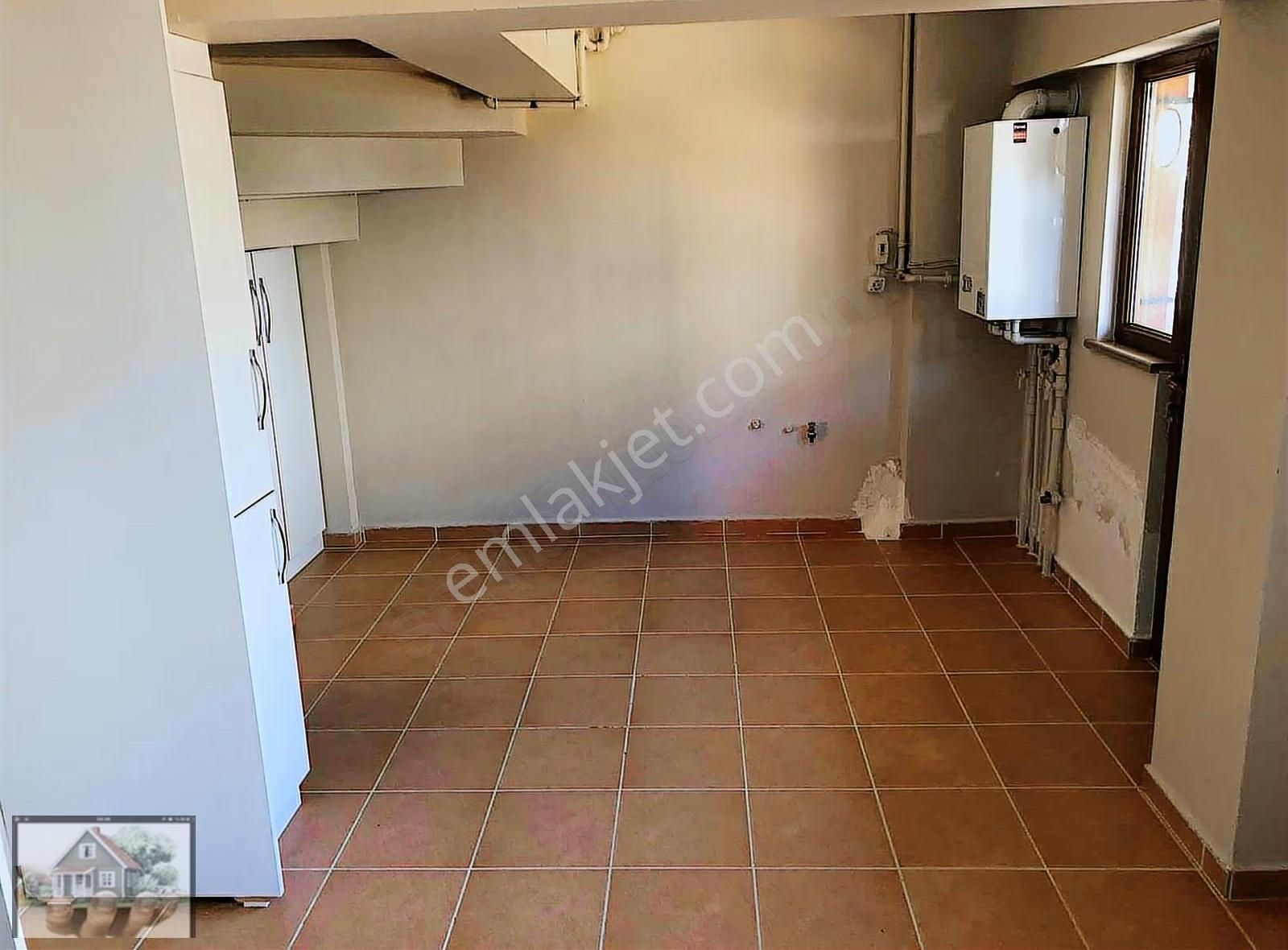 Pendik Aydos Ormanlarına Cephe 4+1 2006 Yapımı Müstakil Villa - Görsel 8