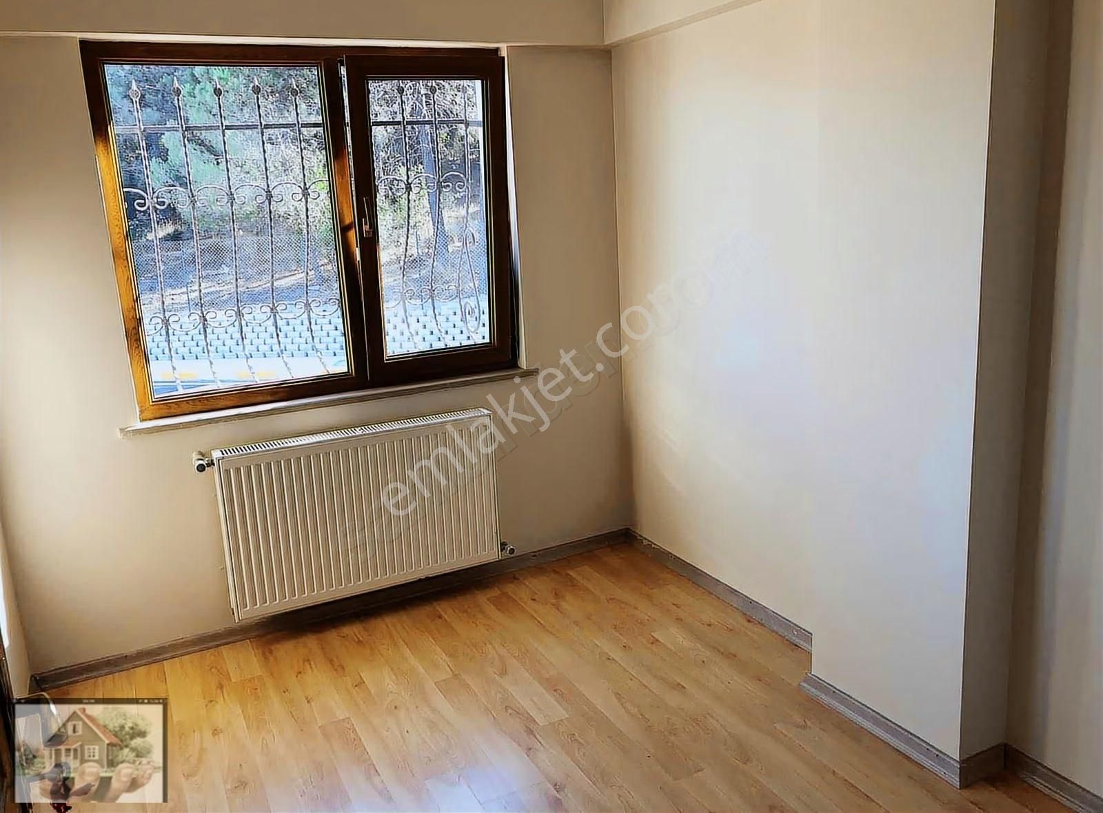 Pendik Aydos Ormanlarına Cephe 4+1 2006 Yapımı Müstakil Villa - Görsel 18