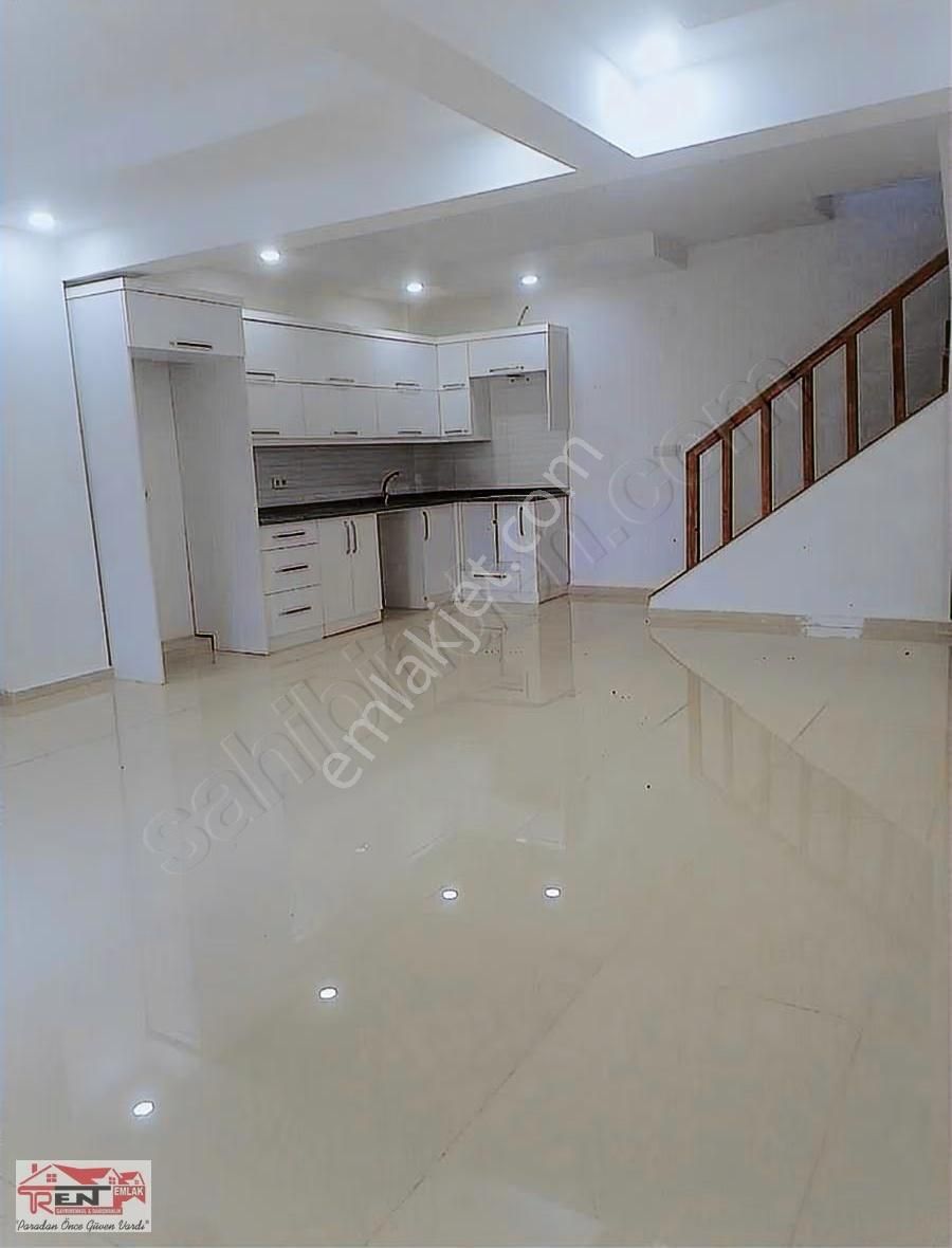 Ilıca'da Site İçerisinde Kiralık 3+1 Dublex Daire - Görsel 4