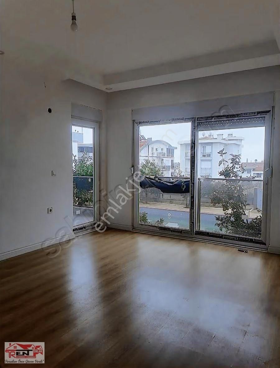 Ilıca'da Site İçerisinde Kiralık 3+1 Dublex Daire - Görsel 25