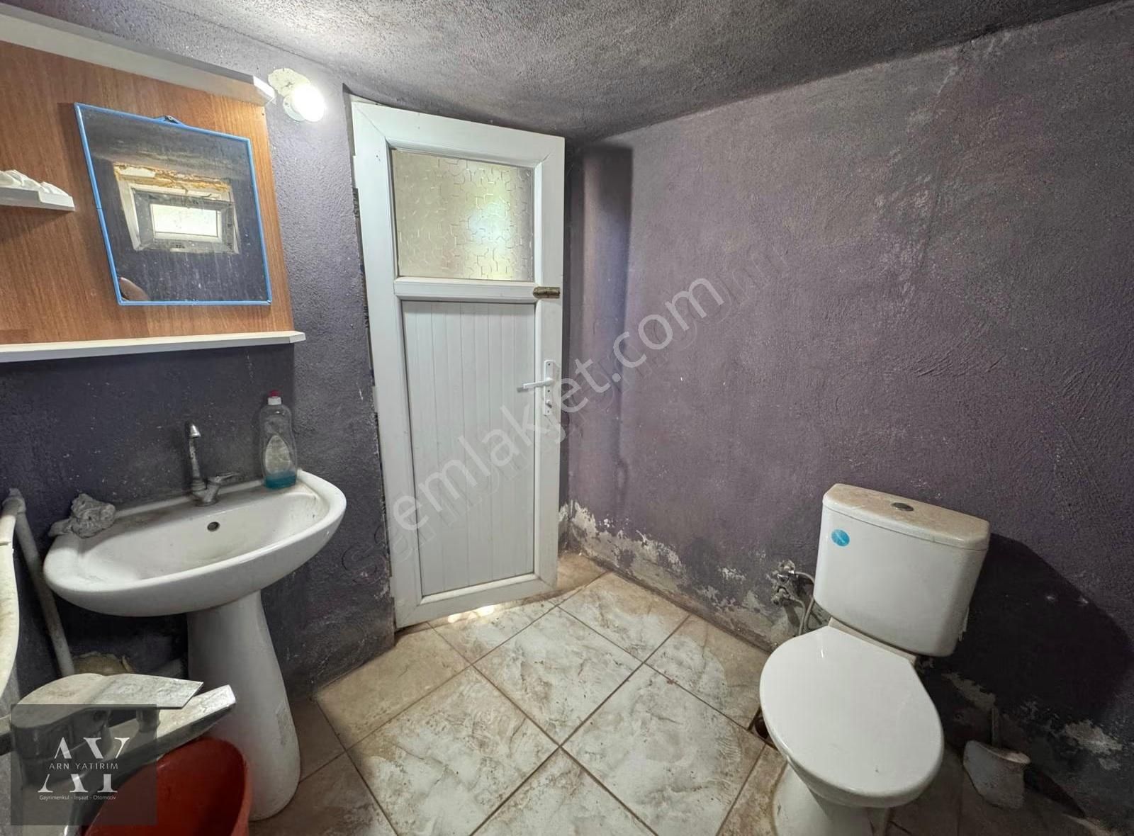 Çakırlarda 1800m2 Arsalı 450m2 İmalathane Ve Müstakil Evli Tesis