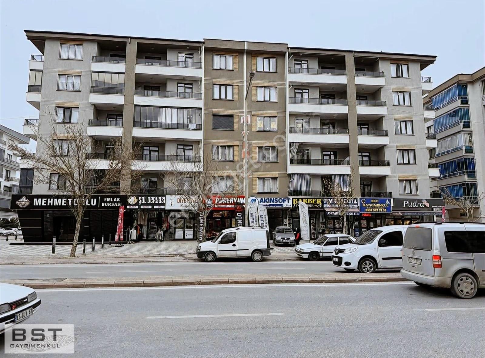 Alı Ulvi Kurucu Cd Üzeri 3+1 130 M² Net Sıte Içı K. Otoparklı - Görsel 32