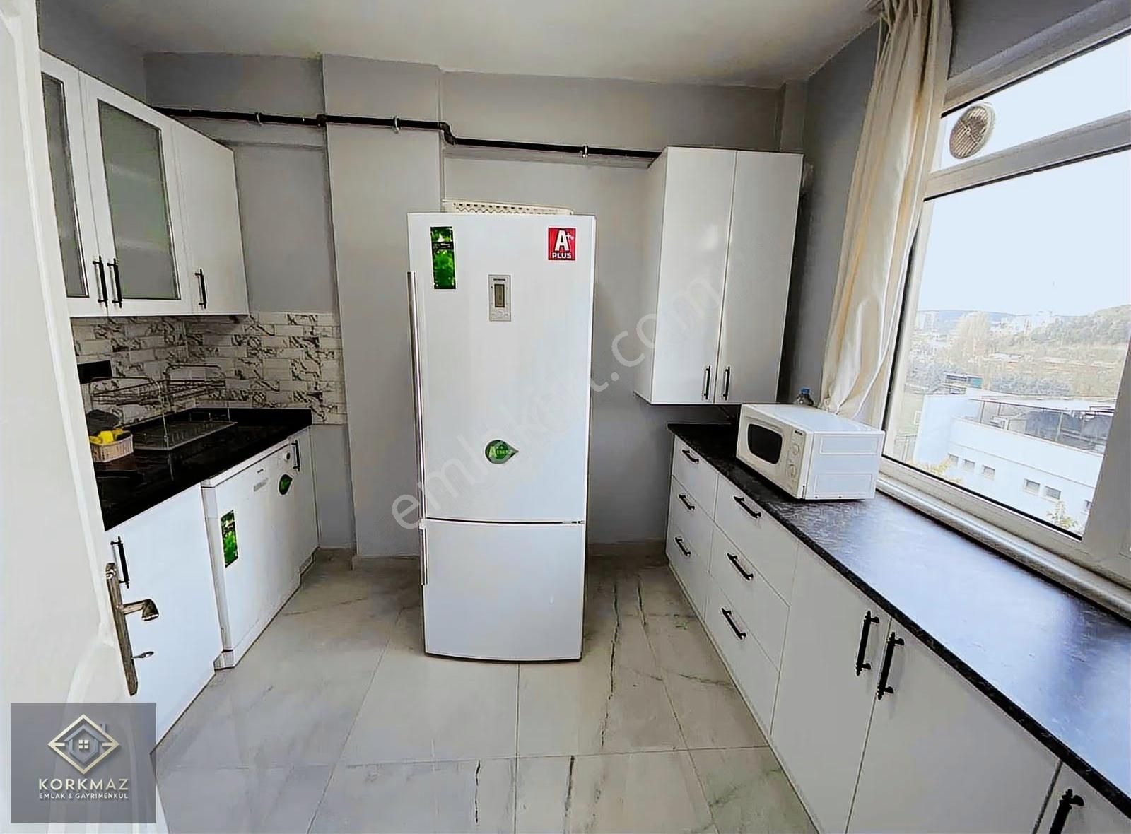 Korkmaz Emlaktan Kağıthane Yahya Kemal Mah Mükemmel 2+1 Daire - Görsel 9