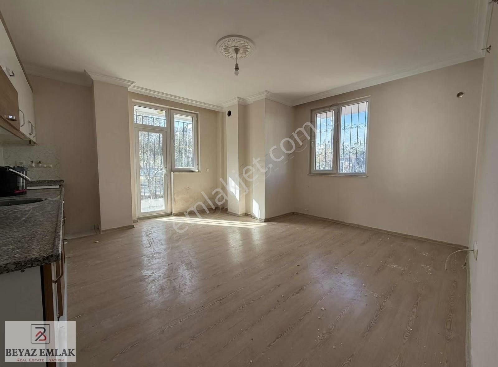 Habibler Mah. Balkonlu Açık Otoparklı 2+1 Kiralık Daire - Görsel 5