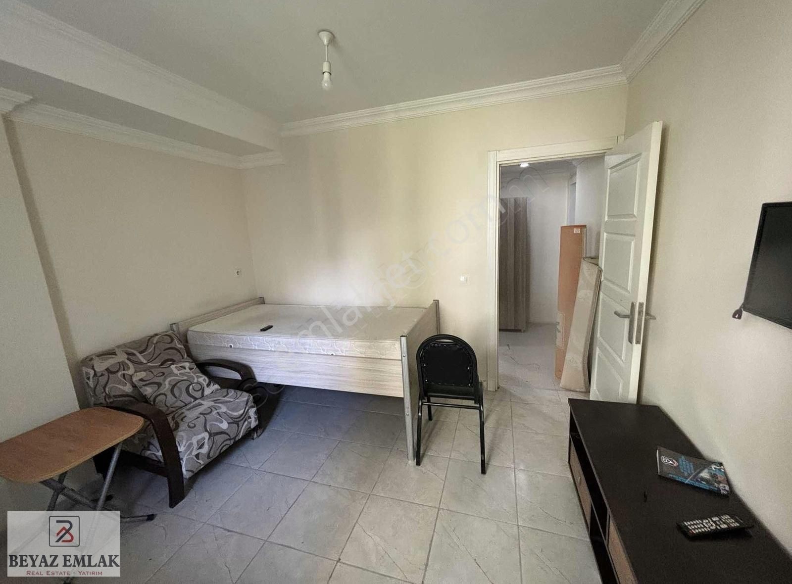 Kültür'de Üni'ye 4dk 1+0 Katta Eşyalı Elektrik Su Dahil 13000tl - Görsel 10