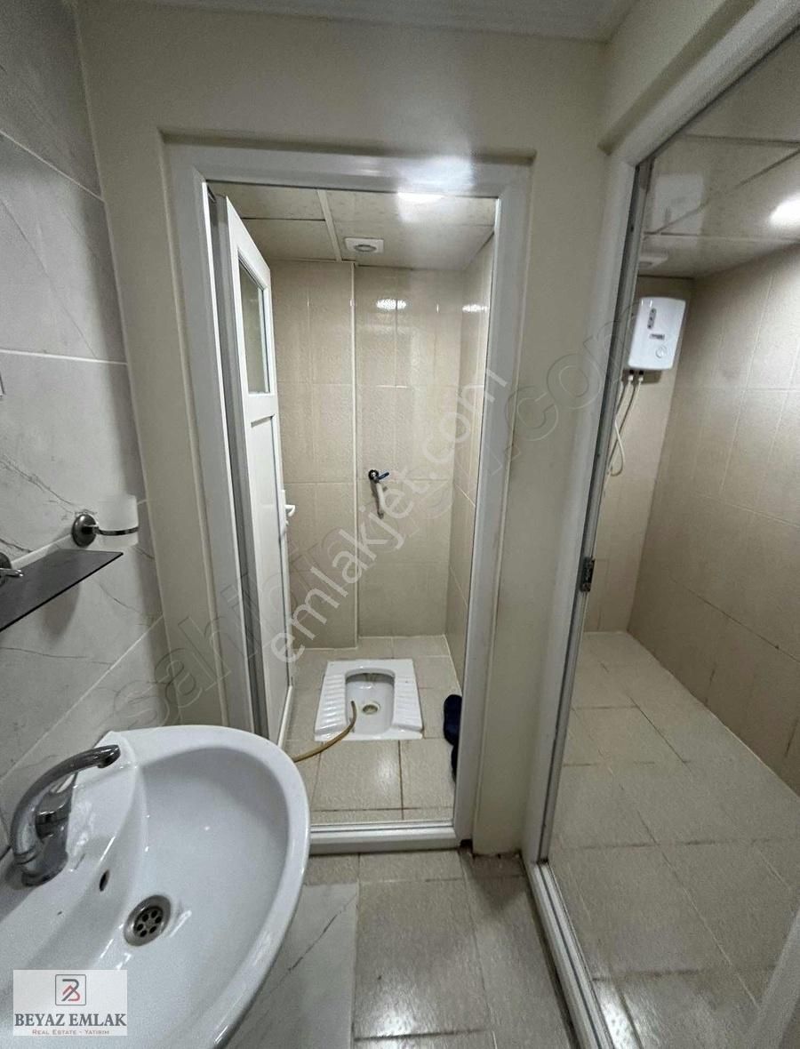 Kültür'de Üni'ye 4dk 1+0 Katta Eşyalı Elektrik Su Dahil 13000tl - Görsel 4