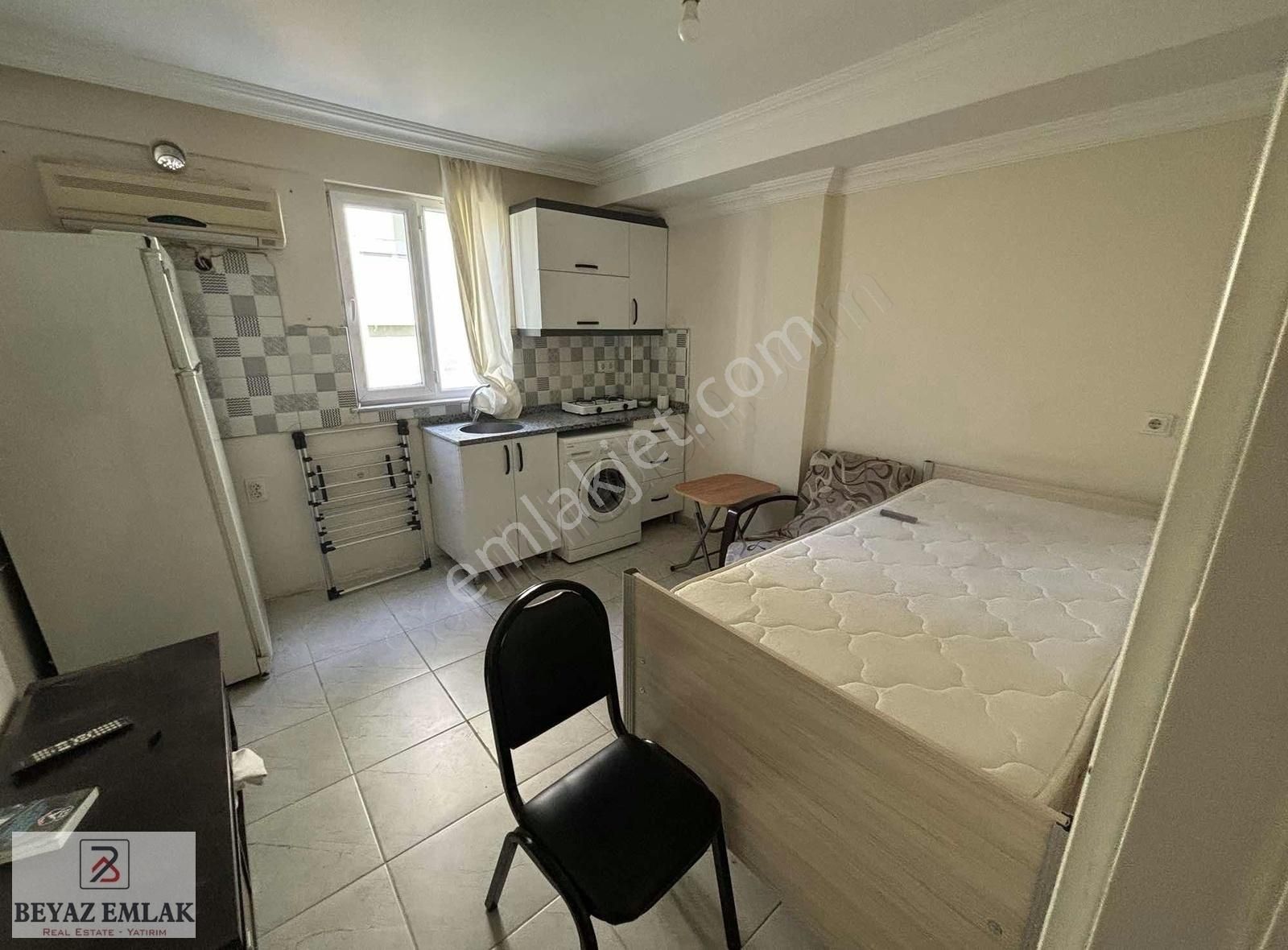Kültür'de Üni'ye 4dk 1+0 Katta Eşyalı Elektrik Su Dahil 13000tl - Görsel 9