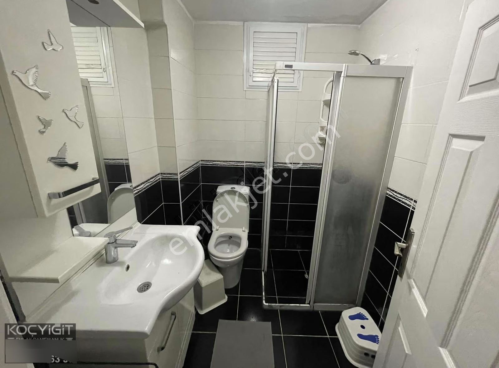 Ortaköyde Ana Caddeye Yakın Ön Bahçe Kullanım Eşyalı 2+1 Satılık - Görsel 5