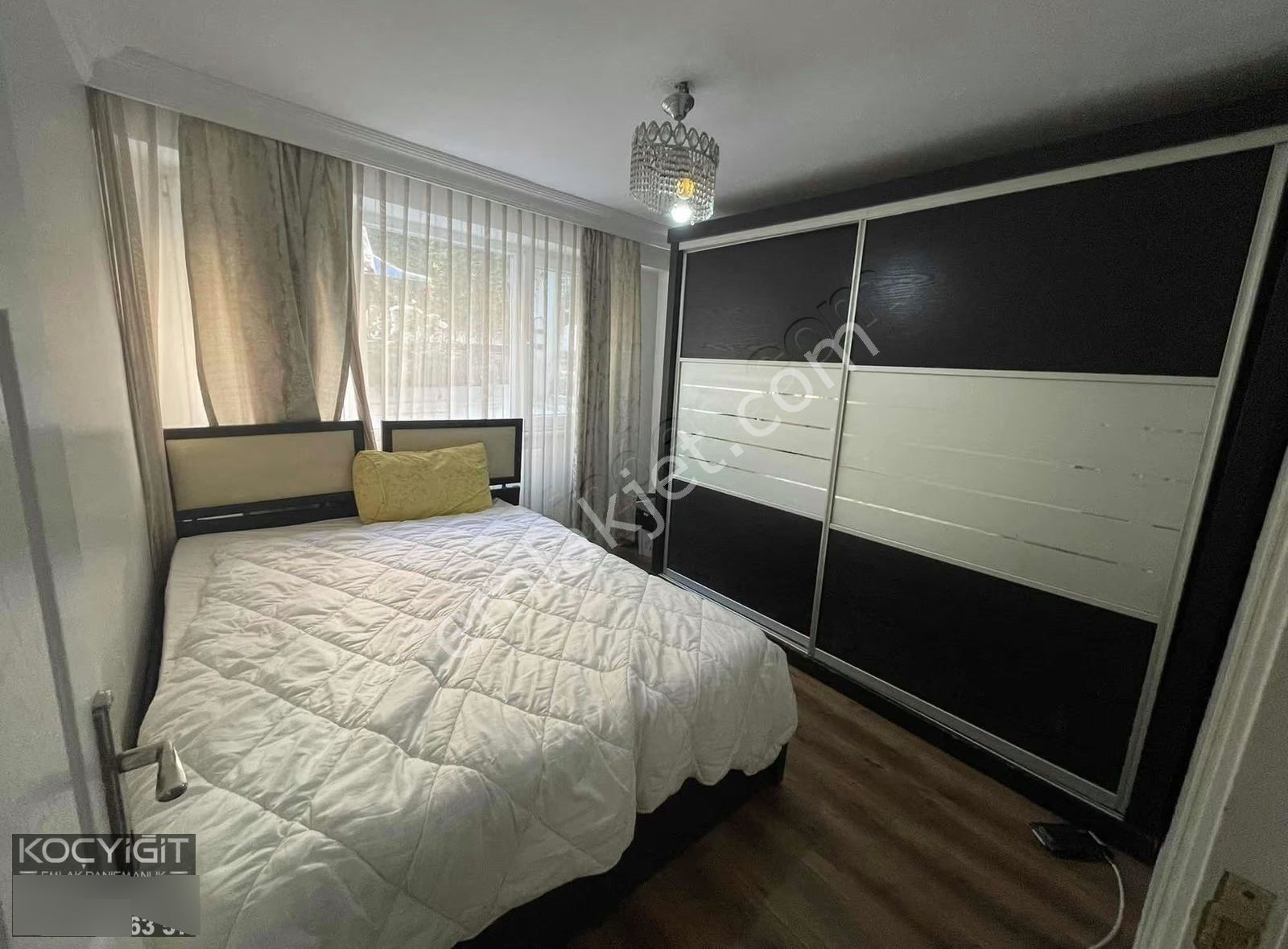 Ortaköyde Ana Caddeye Yakın Ön Bahçe Kullanım Eşyalı 2+1 Satılık - Görsel 13