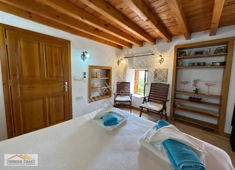 Fethiye Kayaköyde Restorasyonu Yapılmış Havuzlu Taş Ev - Görsel 7