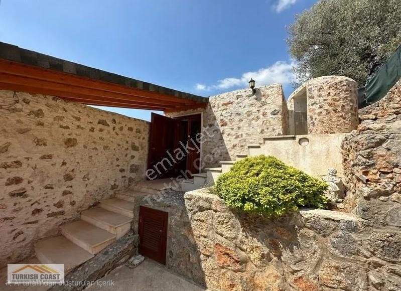 Fethiye Kayaköyde Restorasyonu Yapılmış Havuzlu Taş Ev - Görsel 17