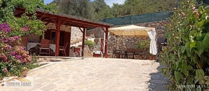 Fethiye Kayaköyde Restorasyonu Yapılmış Havuzlu Taş Ev - Görsel 14