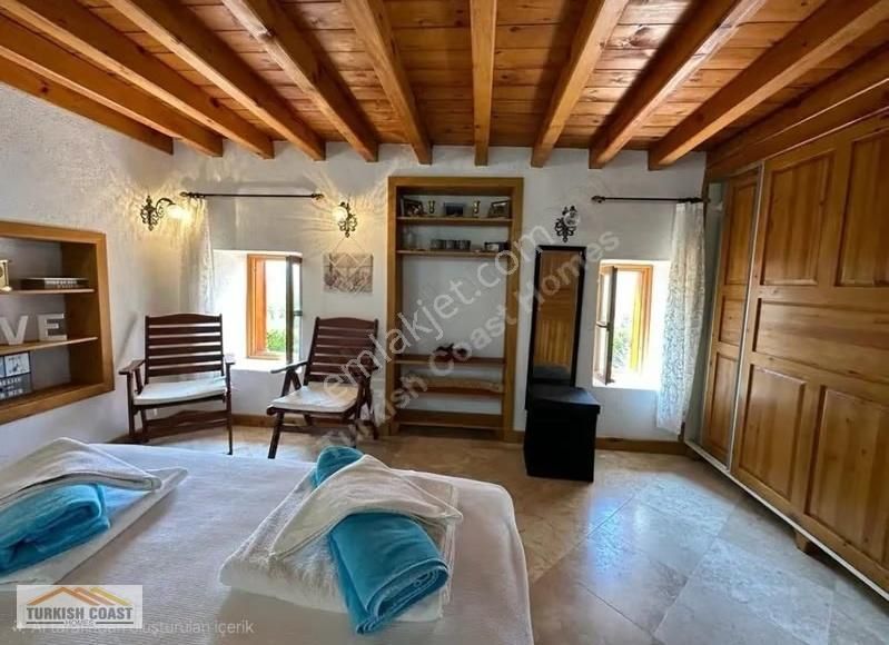 Fethiye Kayaköyde Restorasyonu Yapılmış Havuzlu Taş Ev - Görsel 16