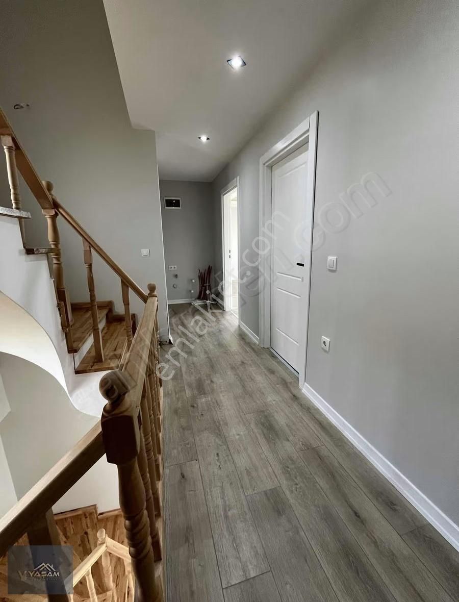 Deniz Manzaralı 3 Müstakil Villa Tamamı Tek Fiyata! - Görsel 23