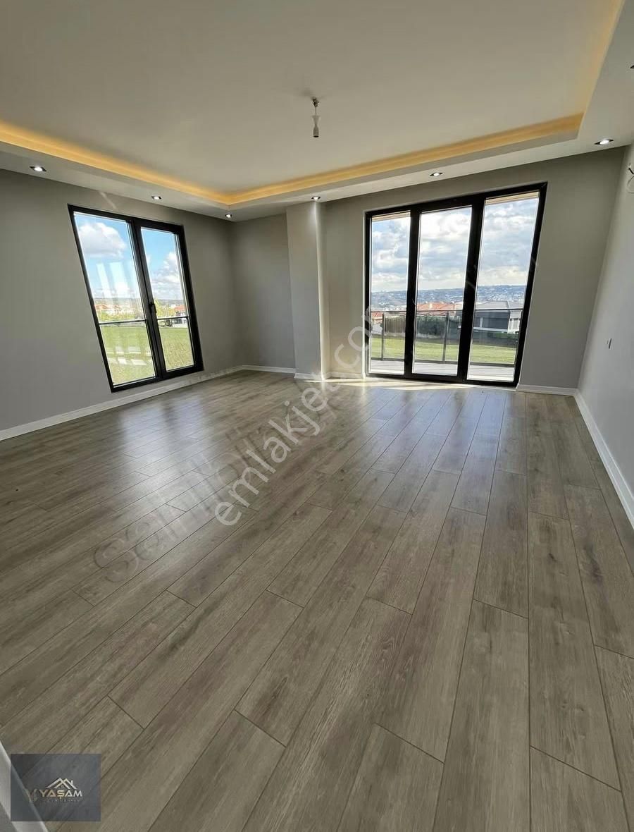 Deniz Manzaralı 3 Müstakil Villa Tamamı Tek Fiyata! - Görsel 28