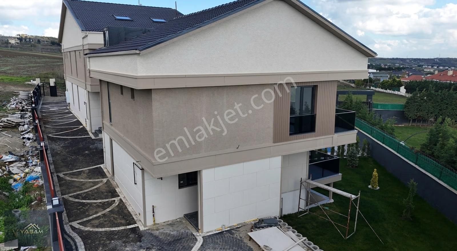 Deniz Manzaralı 3 Müstakil Villa Tamamı Tek Fiyata! - Görsel 24