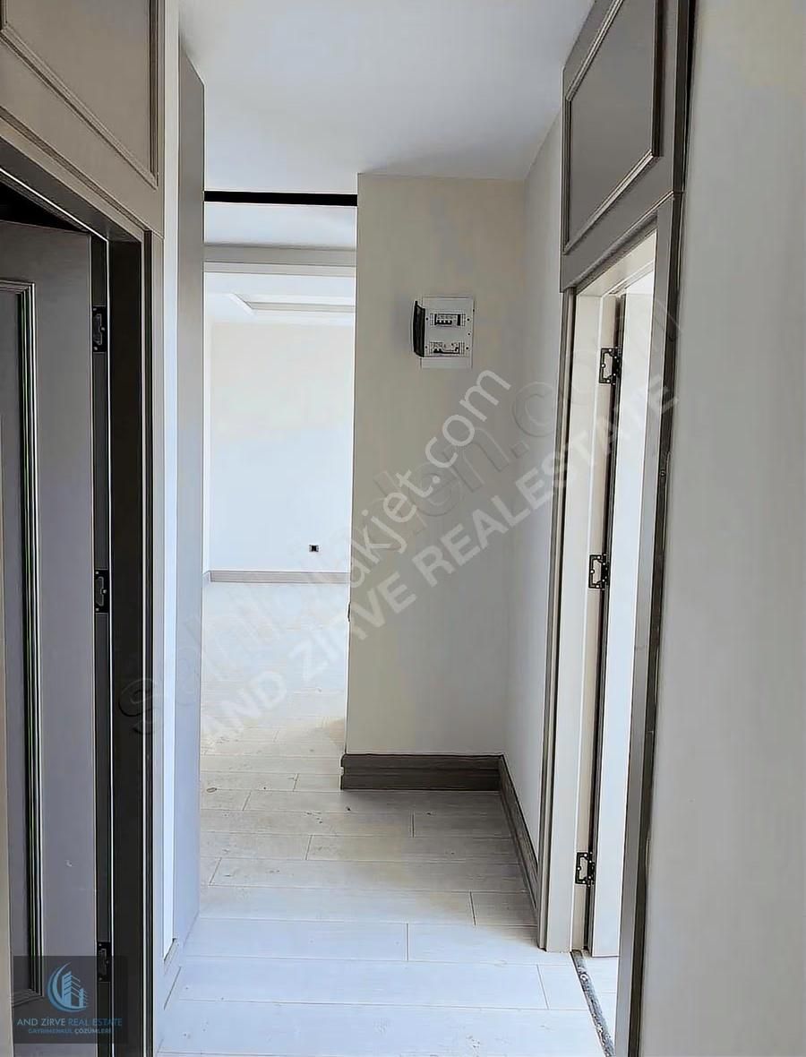 Mersin Yenişehir Güvenevler Mahallesi Emerald Form Sts 2+1 - Görsel 12