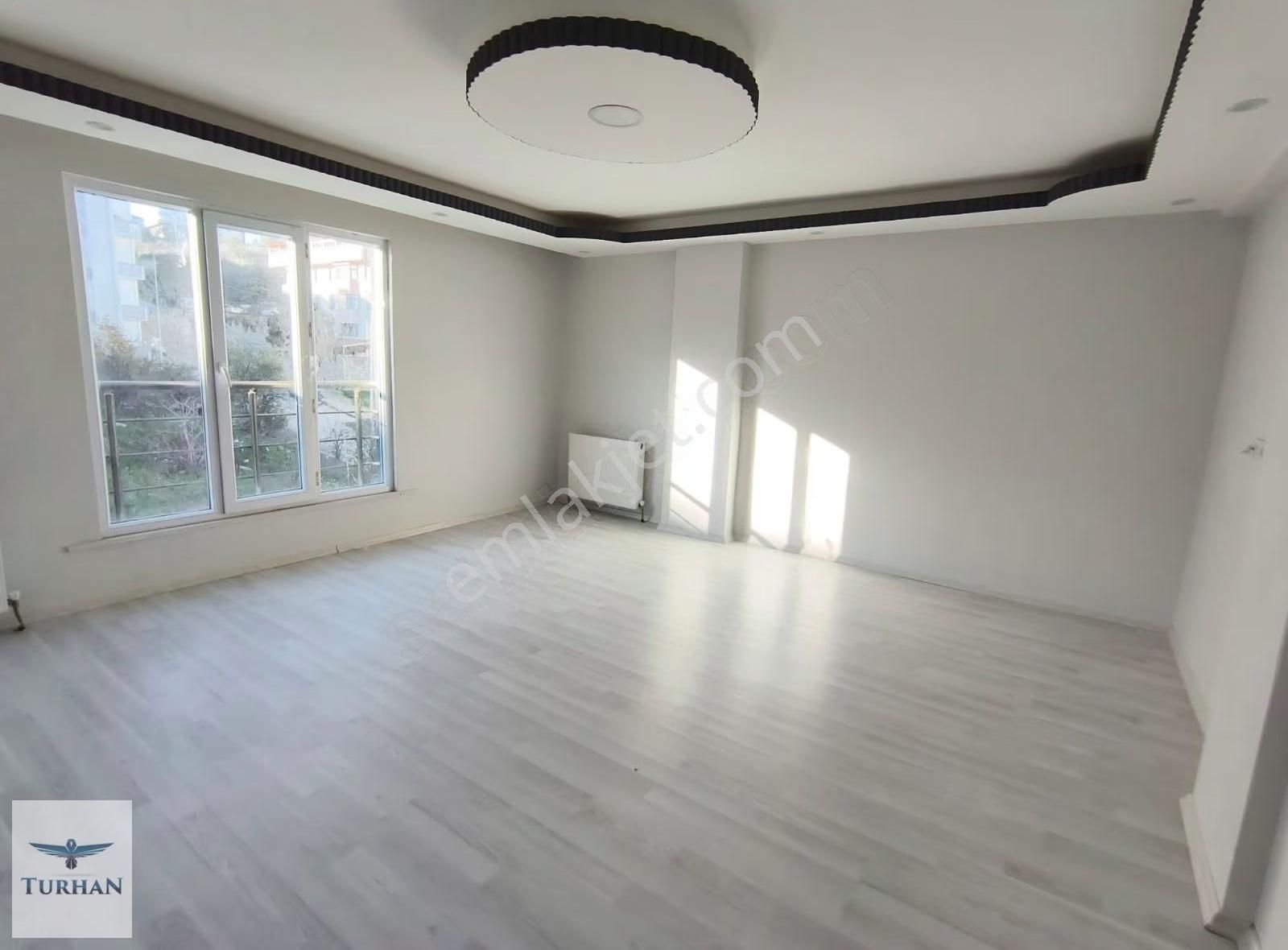 Turhan Emlak'tan Çerkezköy İstasyon Mahallesi'nde Arakat 2+1 - Görsel 3