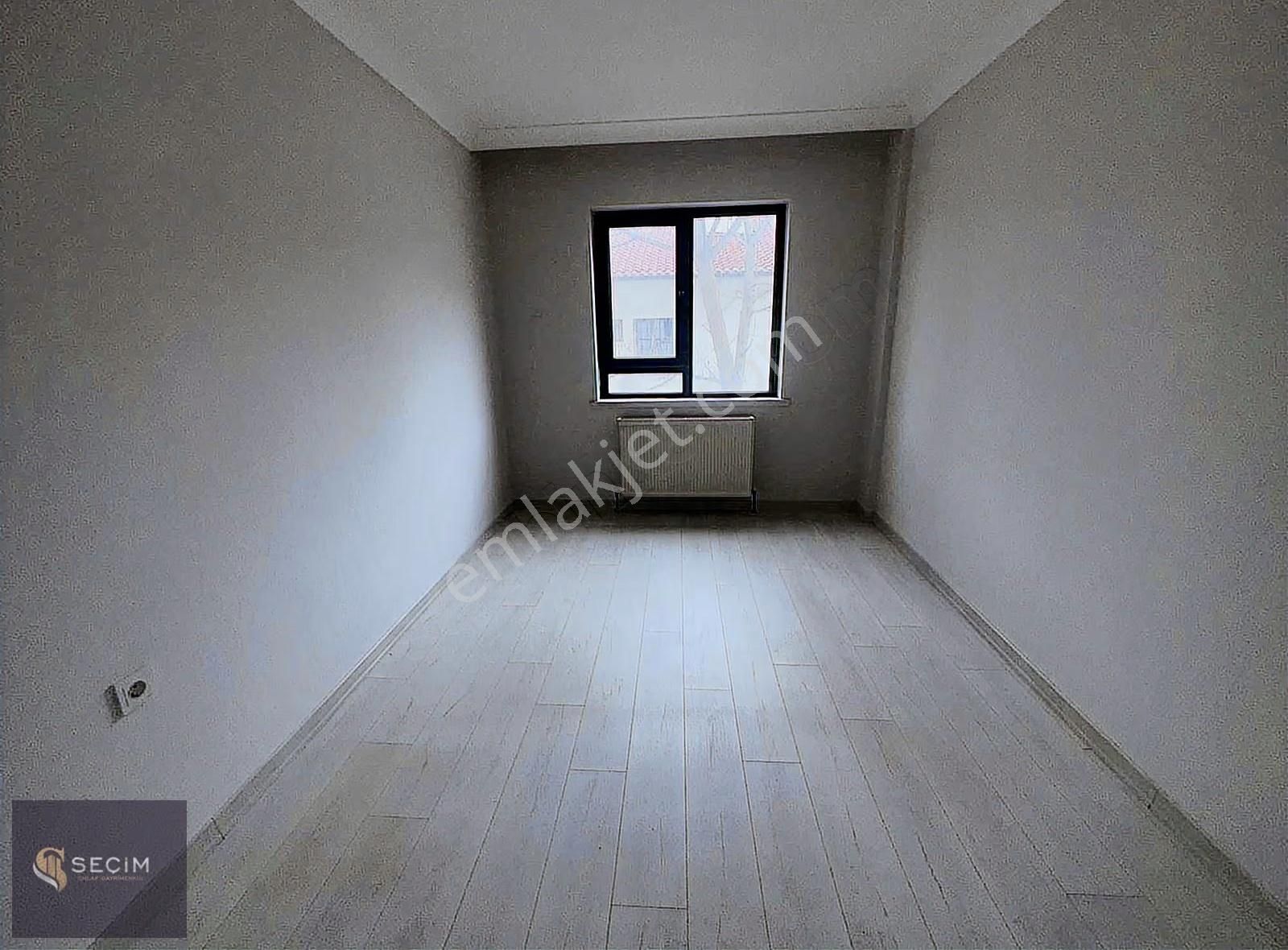 Seçim Emlak'tan Protokol Yolu'nda Ara Kat Daire - Görsel 4