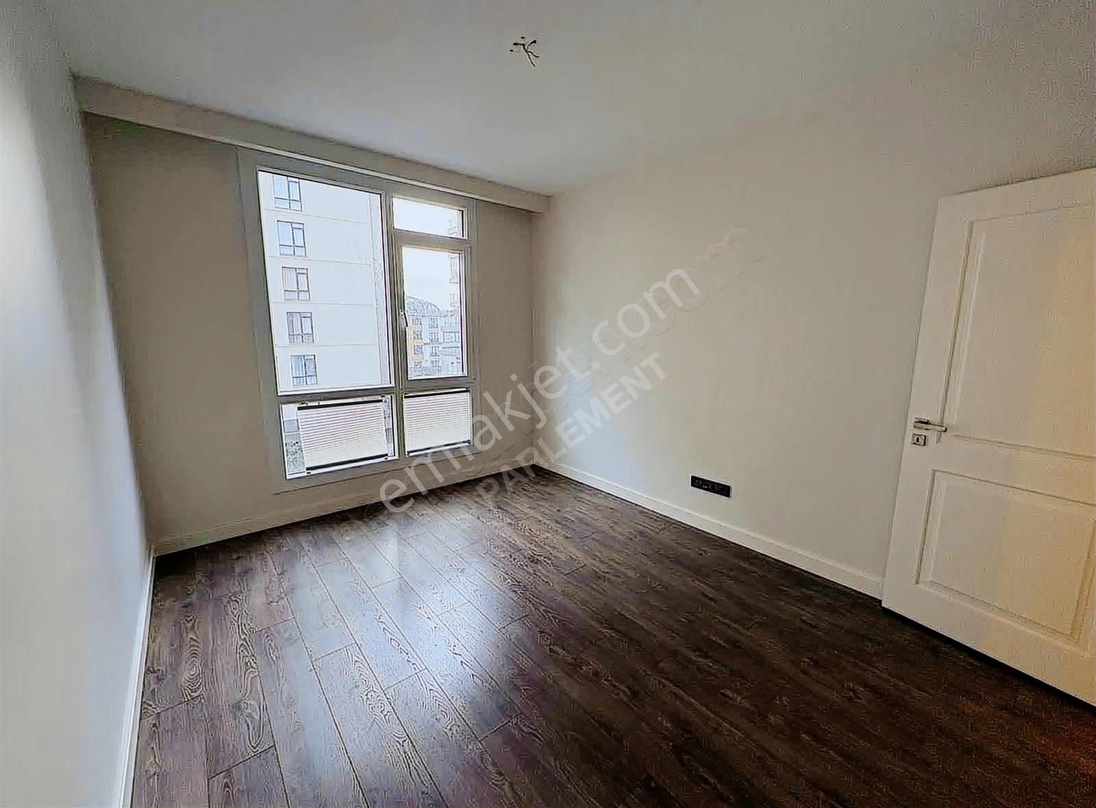 Azur Marmara Sitesi'nde En Büyük Tip Kiralık 4+1 - Görsel 15