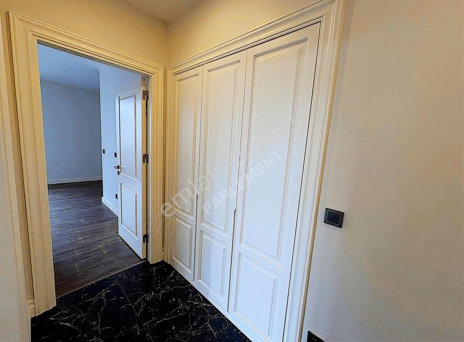 Azur Marmara Sitesi'nde En Büyük Tip Kiralık 4+1 - Görsel 2