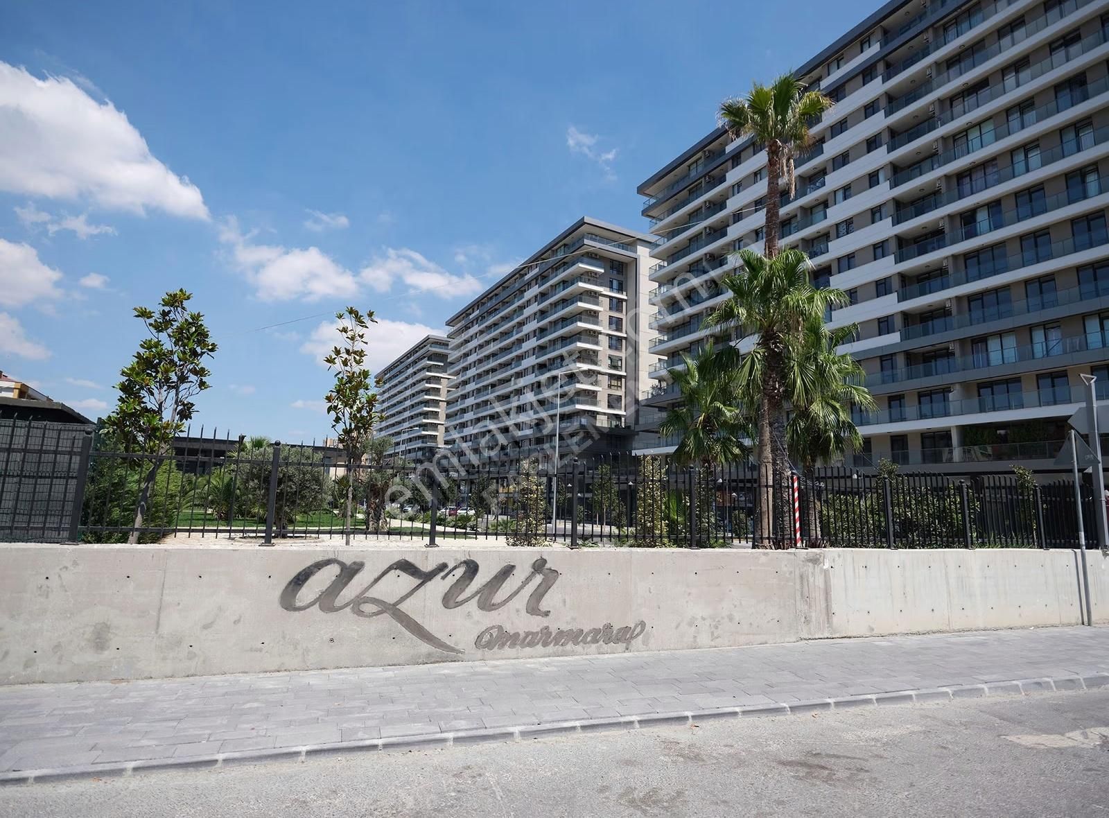 Azur Marmara Sitesi'nde En Büyük Tip Kiralık 4+1