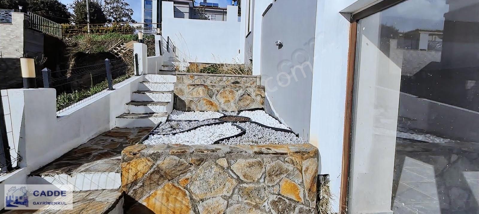 Kuşadasi Soğucak 3+1 Yeni Yapım Deniz Manzaralı Villa - Görsel 8