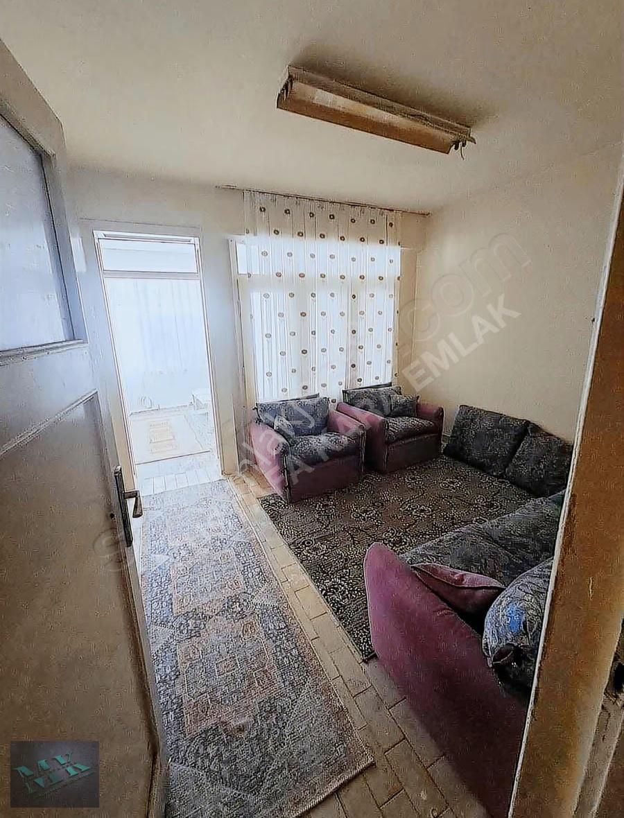 Mustafa Kara'dan Aziziye De 1+1 Eşyalı Kiracılı Satılık - Görsel 5