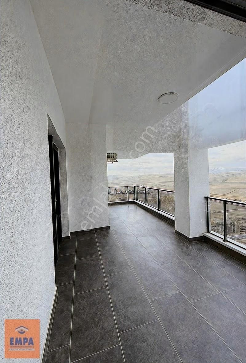 Yaşamkent Lion City'de Extra Yapılı 4,5+1 Manzaralı Daire - Görsel 14