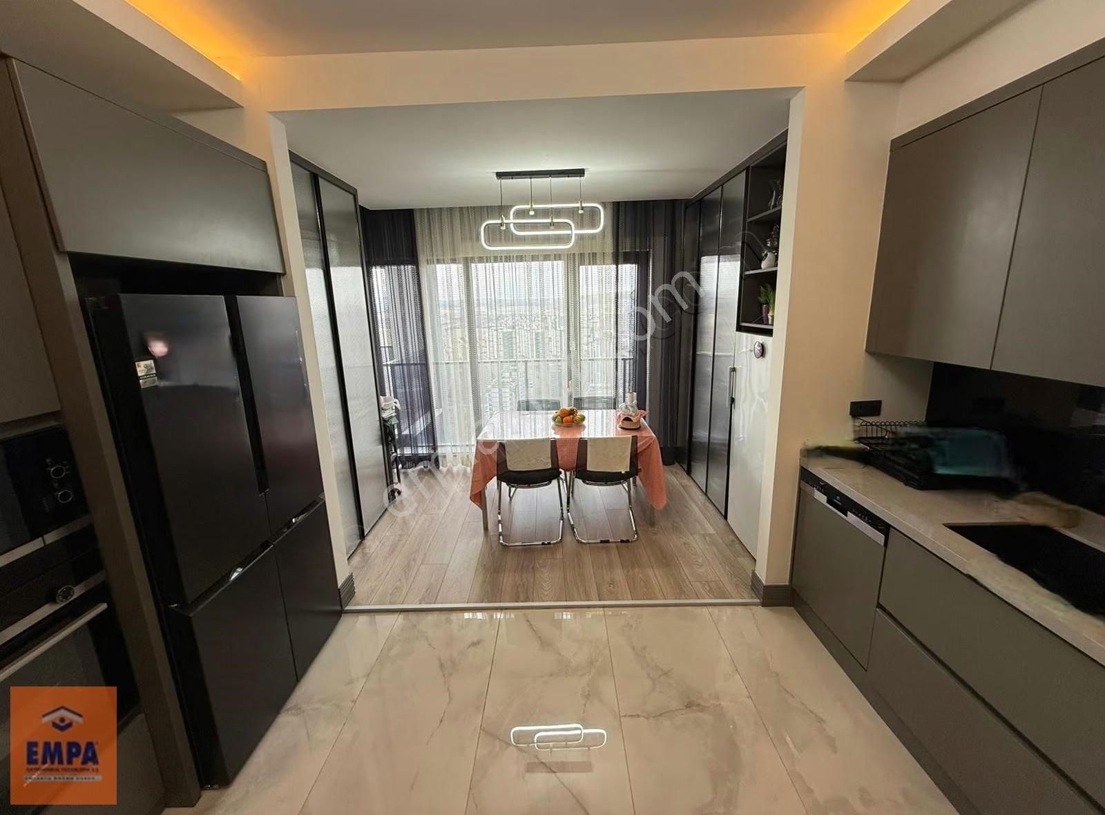 Yaşamkent Lion City'de Extra Yapılı 4,5+1 Manzaralı Daire - Görsel 4