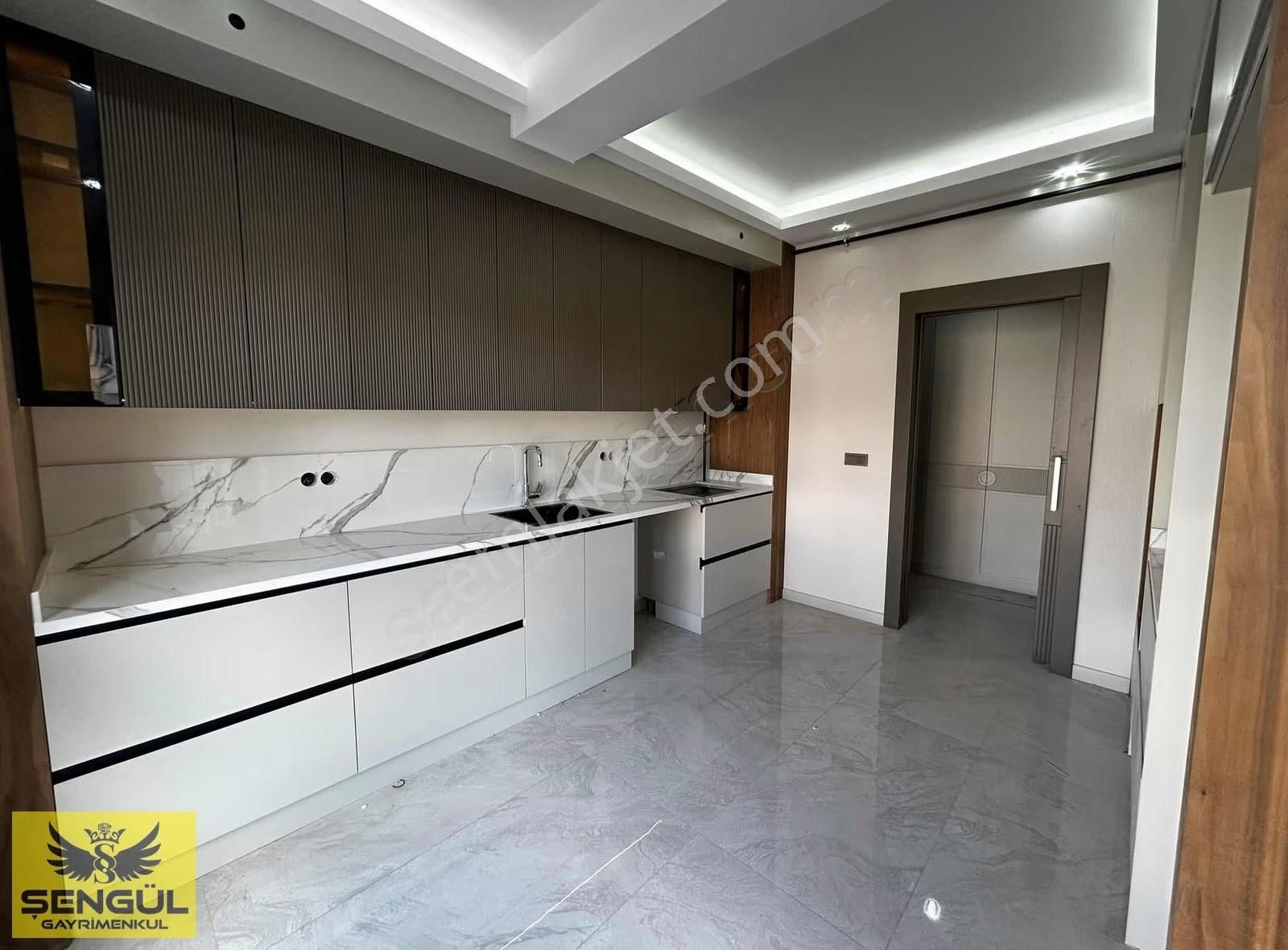 Nazbayrak Yakını Satılık 3+1 Lüx Daire - Görsel 8