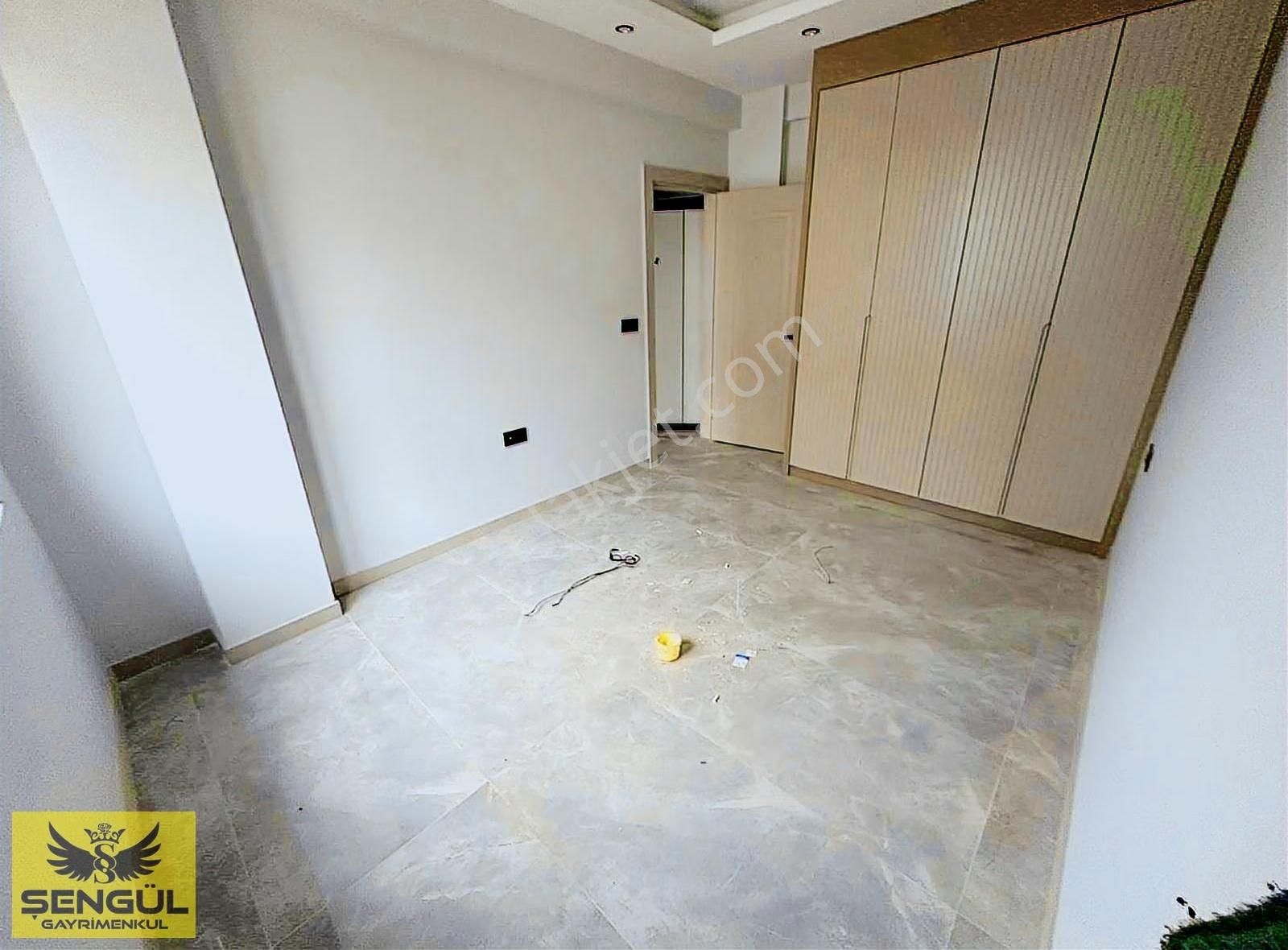 Şengül Gayrimenkul'den Tank Meydanında Satılık 2+1 Lüks Daire - Görsel 4