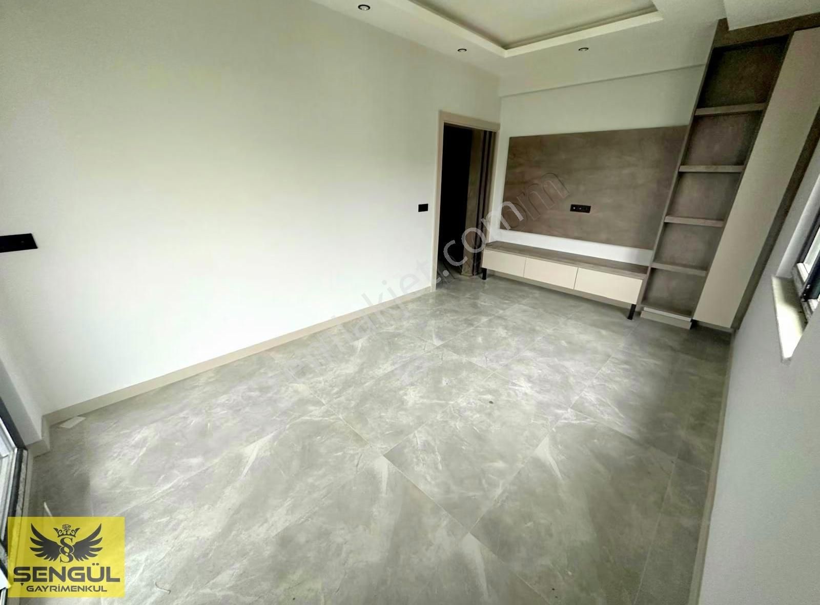 Şengül Gayrimenkul'den Tank Meydanında Satılık 2+1 Lüks Daire - Görsel 9