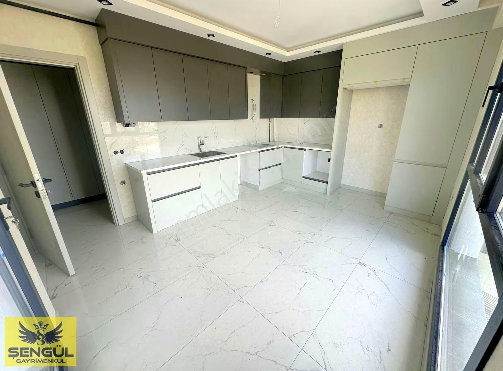 Şengül Gayrimenkul2den 2+1 Lüks Işıl Işıl Satılık Daireler - Görsel 3