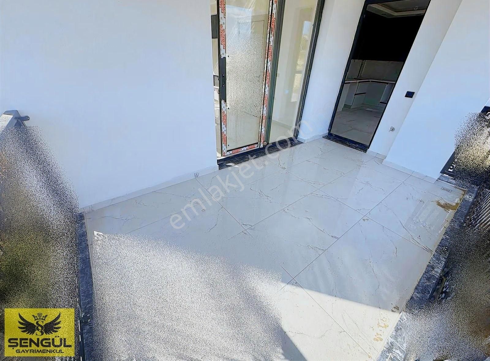 Şengül Gayrimenkul2den 2+1 Lüks Işıl Işıl Satılık Daireler - Görsel 13