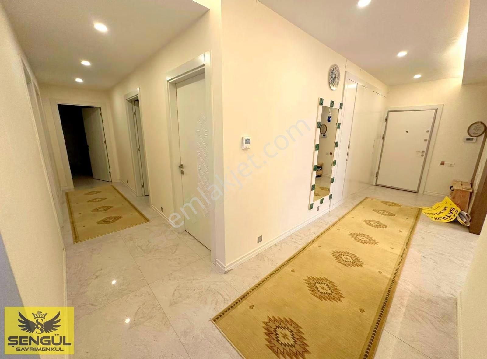 Şengül Gayrimenkul'den Tower Residans'da Satılık 4+1 Daire - Görsel 7