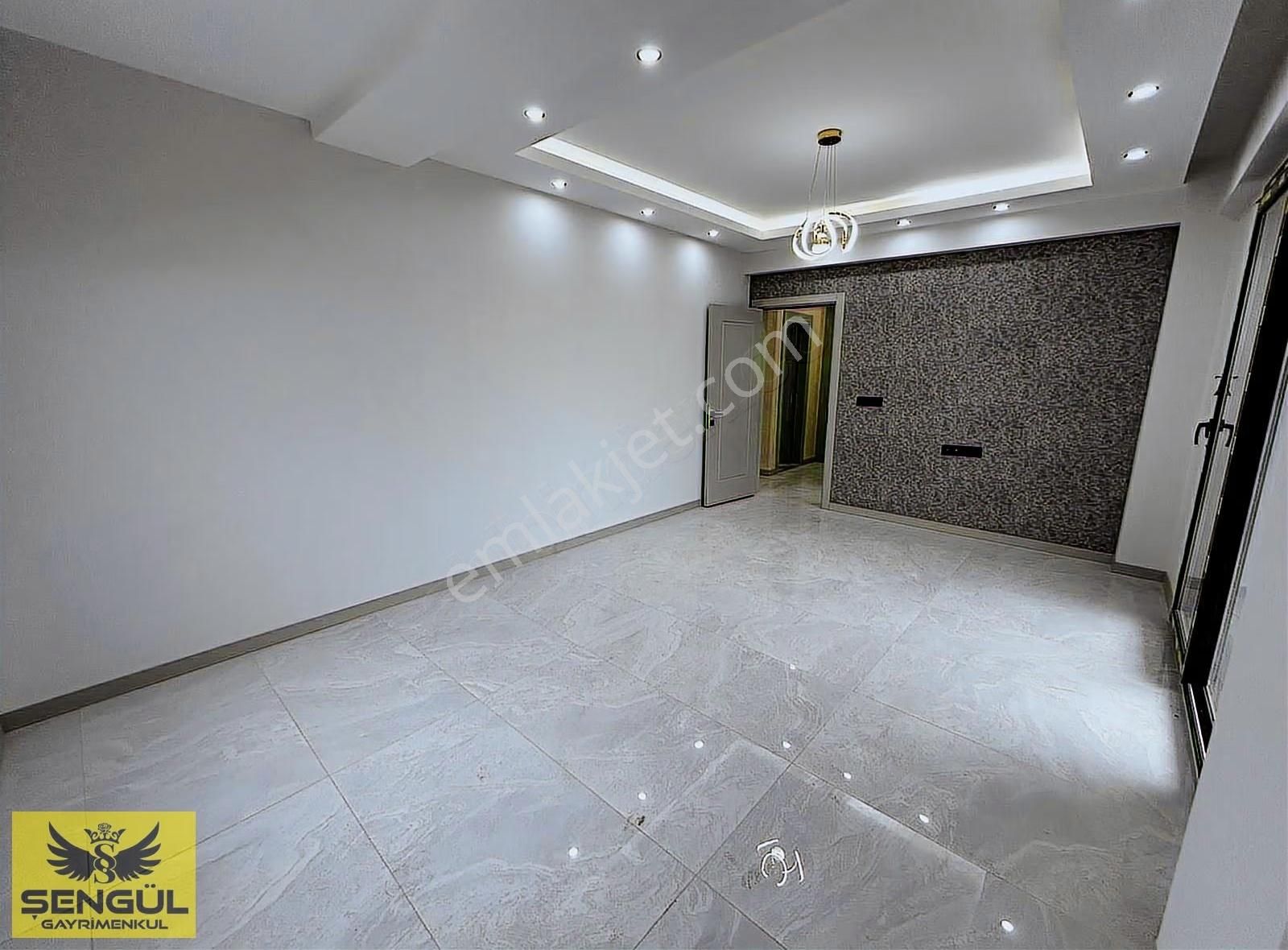 Gültepe Mahallesi Albayrak Meydanı Yakını Satılık 2+1 Lüx Daire - Görsel 5