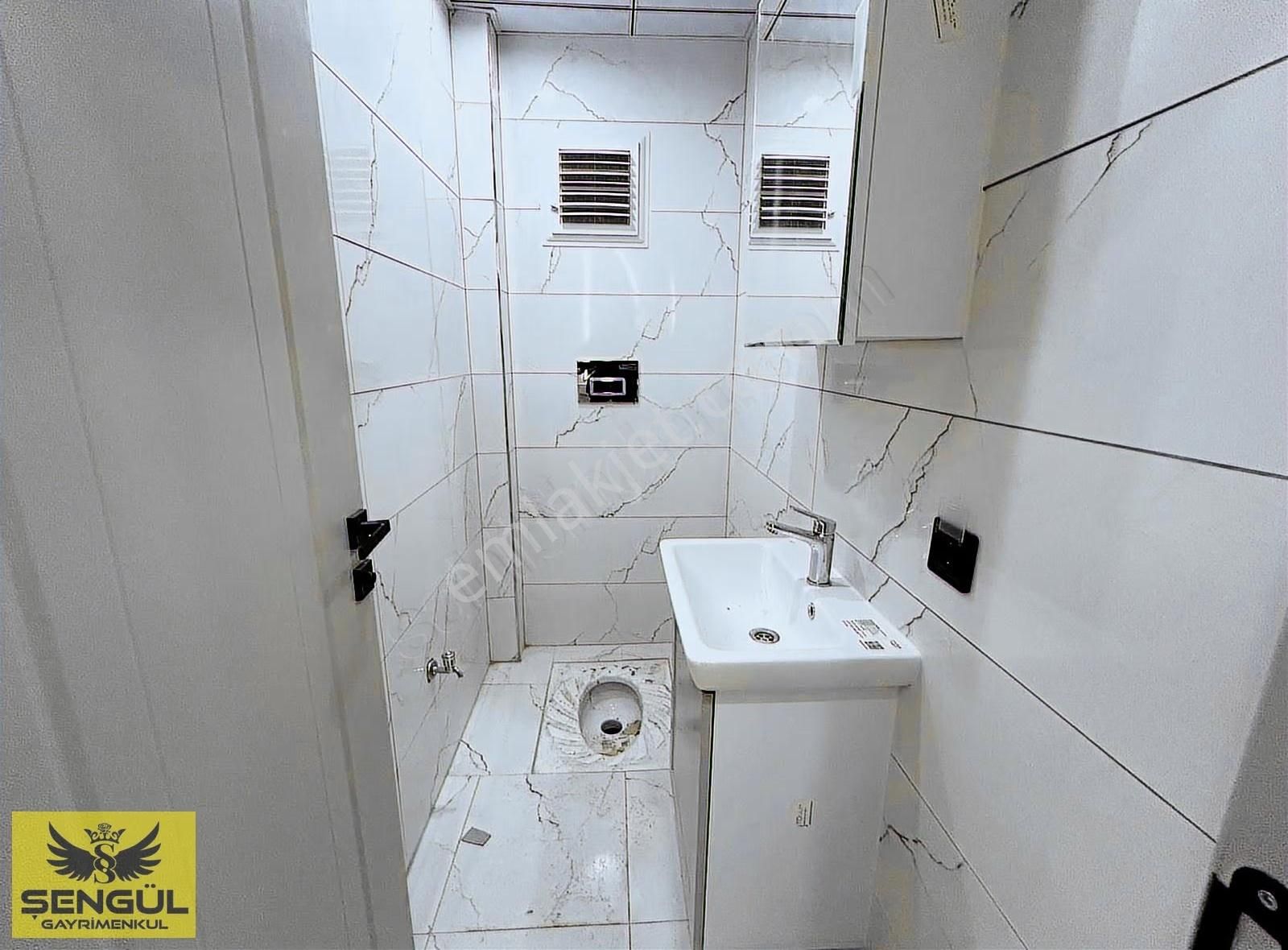 Gültepe Mahallesi Albayrak Meydanı Yakını Satılık 2+1 Lüx Daire - Görsel 11