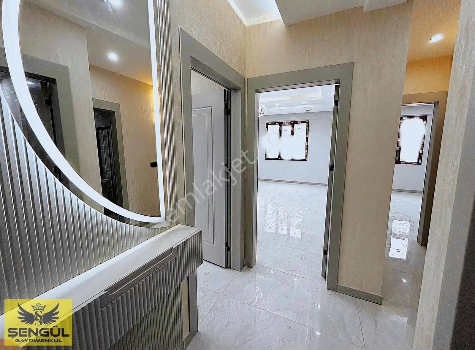 Gültepe Mahallesi Albayrak Meydanı Yakını Satılık 2+1 Lüx Daire - Görsel 2