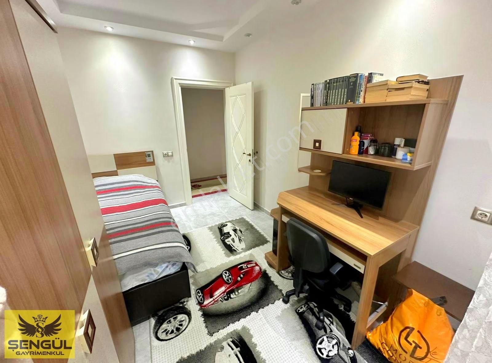 Şengül Gayrimenkul'den Adalette 4+1 205m2 Satılık Arakat - Görsel 9