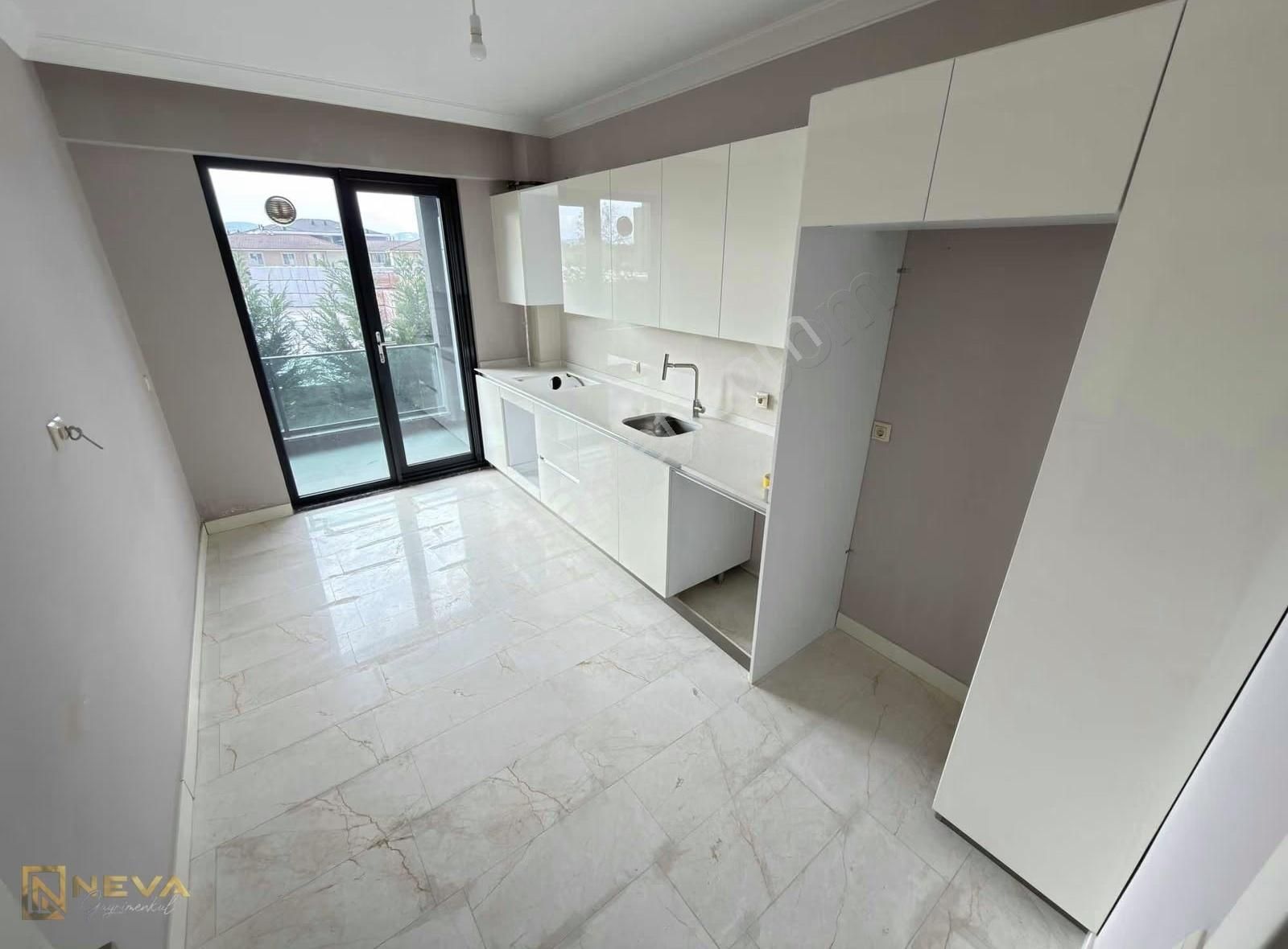 Adapazarı Tekeler Mah. Kiralık 3+1 135 M2 Arakat Daire. - Görsel 14