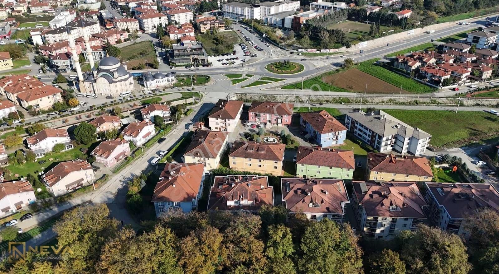 Serdivan 32 Evler Mah'de Satılık Garajlı 3+1 Daire - Görsel 3