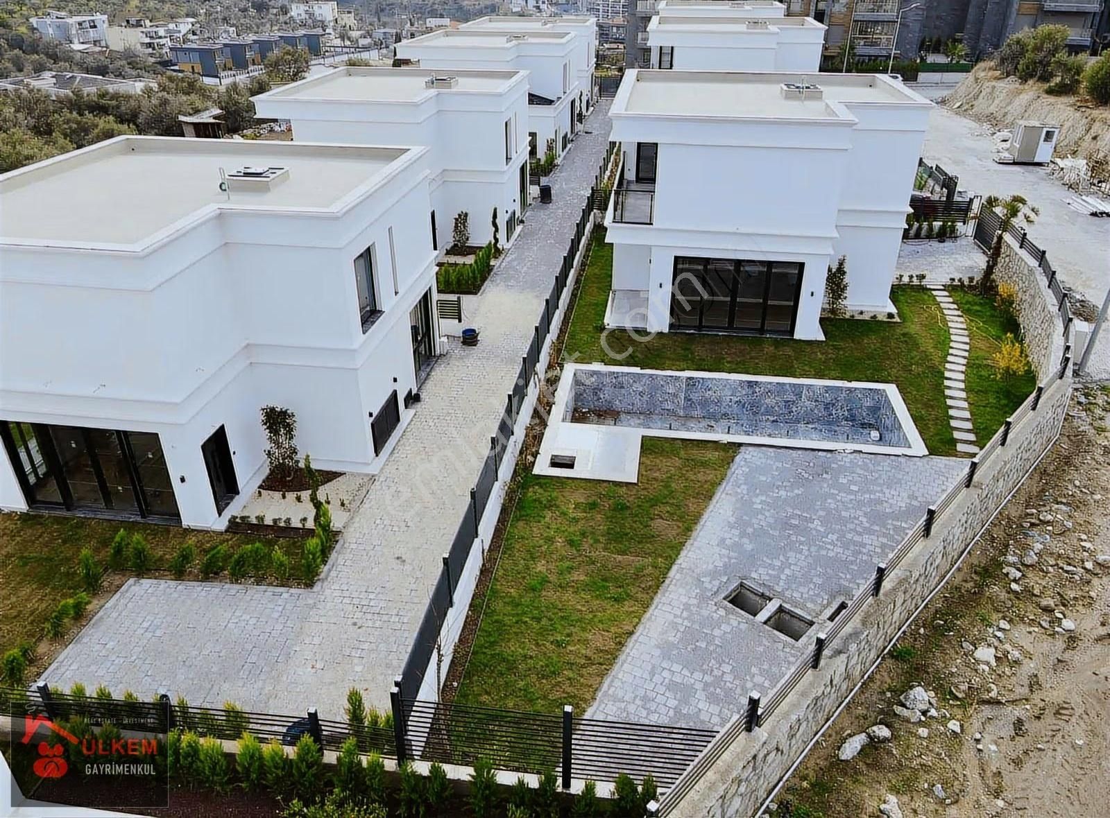 Ege Mah'de 4+1 Özel Havuzlu Doğalgazlı 500 M2 Bahçeli Köşe Villa - Görsel 18