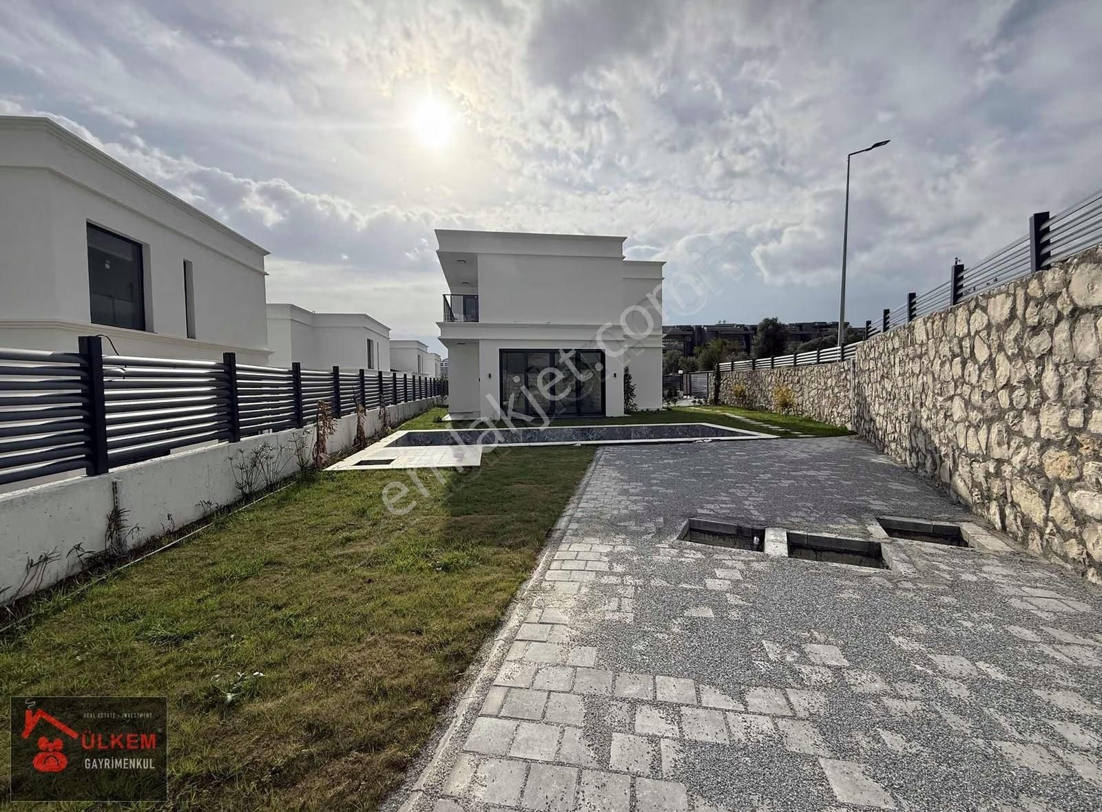 Ege Mah'de 4+1 Özel Havuzlu Doğalgazlı 500 M2 Bahçeli Köşe Villa - Görsel 22