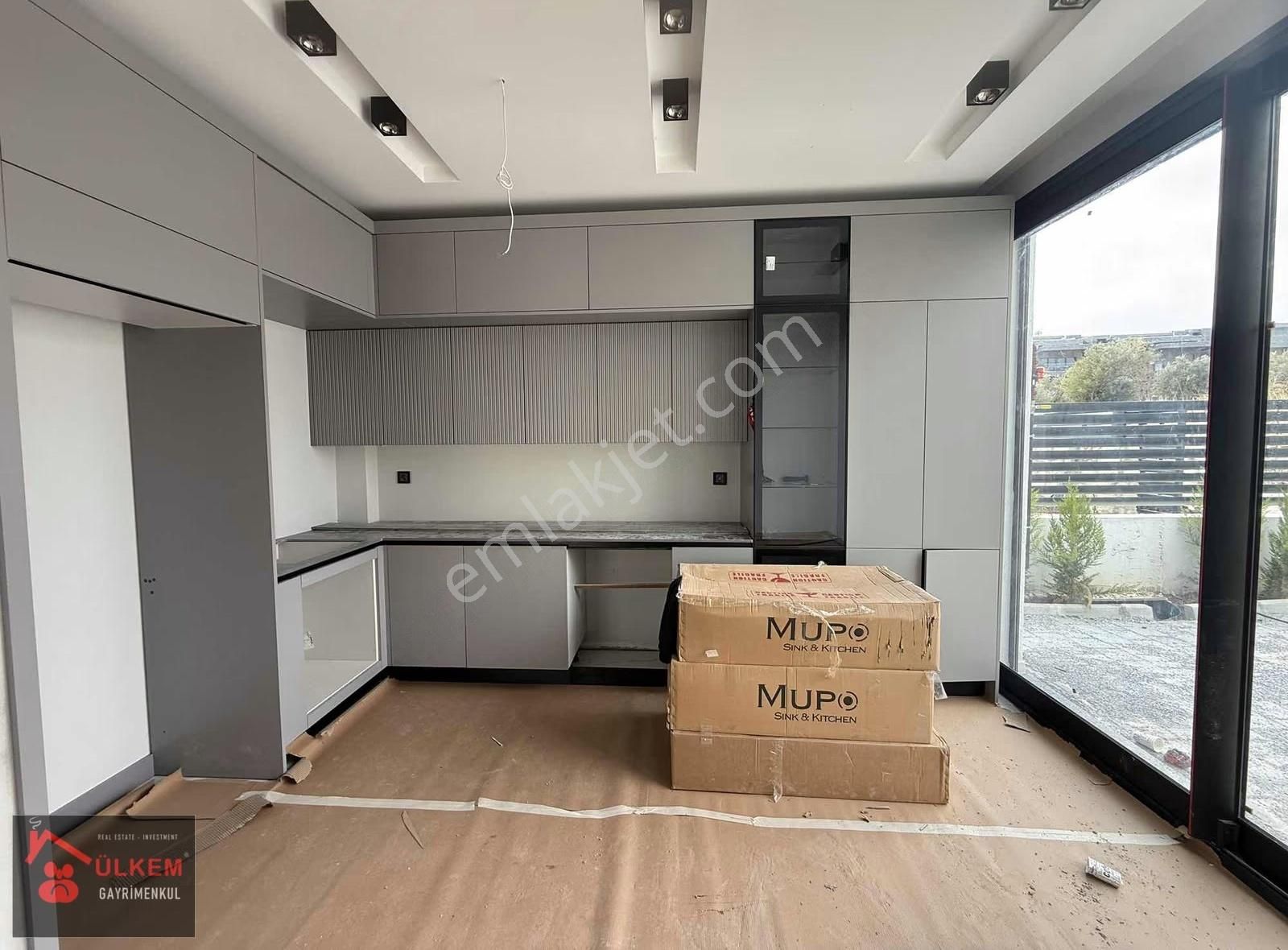 Ege Mah'de 4+1 Özel Havuzlu Doğalgazlı 500 M2 Bahçeli Köşe Villa - Görsel 16