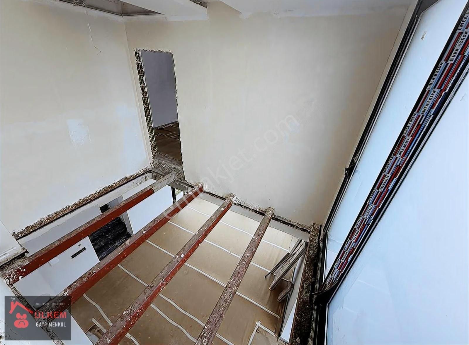 Ege Mah'de 4+1 Özel Havuzlu Doğalgazlı 500 M2 Bahçeli Köşe Villa - Görsel 4