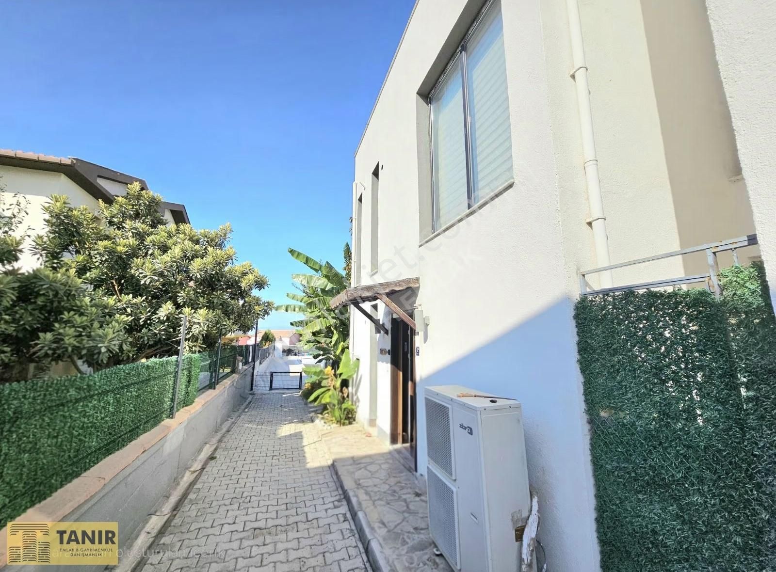 Karaova Müstakil Bahçeli Önü Açık 3+1 Müstakil Girişli Villa - Görsel 6