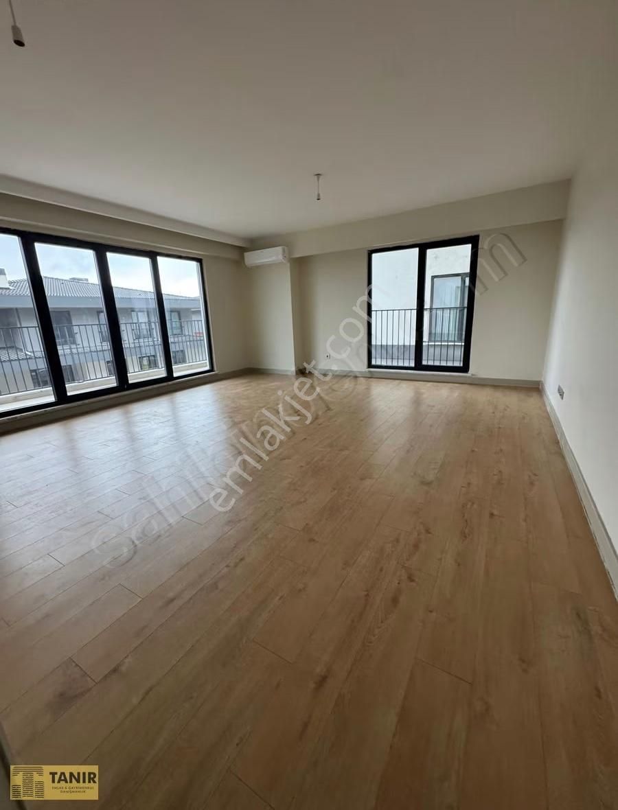 Bahçeşehir Emlak Konut Vadi Evleri Satılık Boş 3+1 Daire - Görsel 3