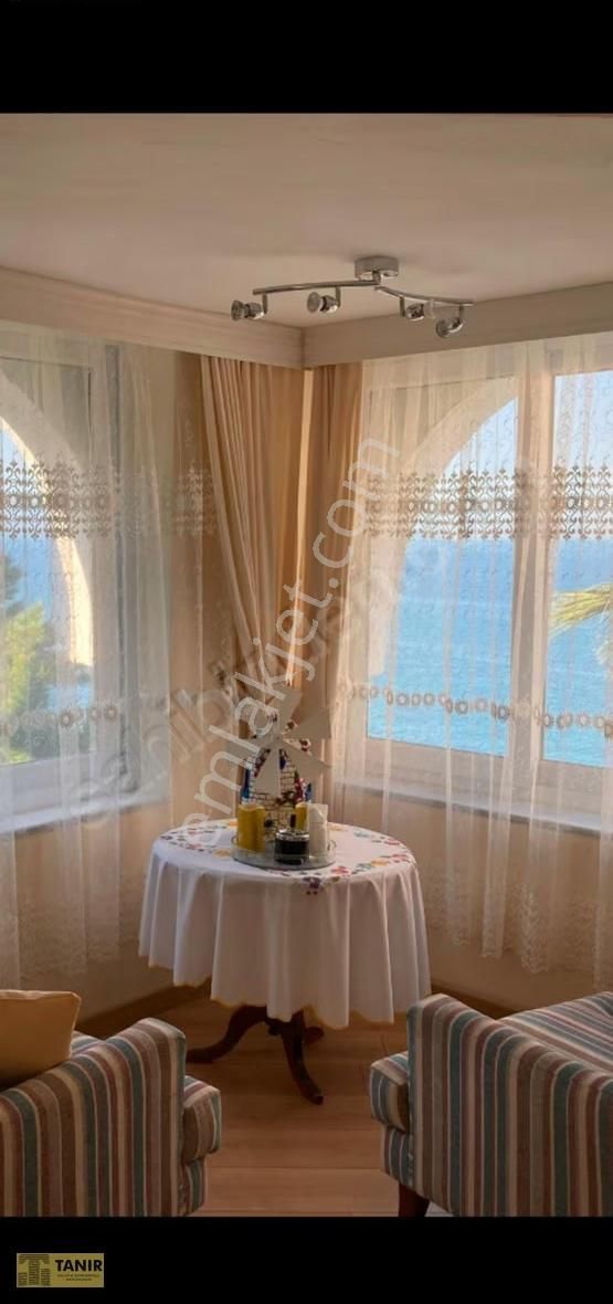 Bodrum Turgutreis Denize Sıfır Manzaralı Tadilatlı Satılık 1+1 - Görsel 3